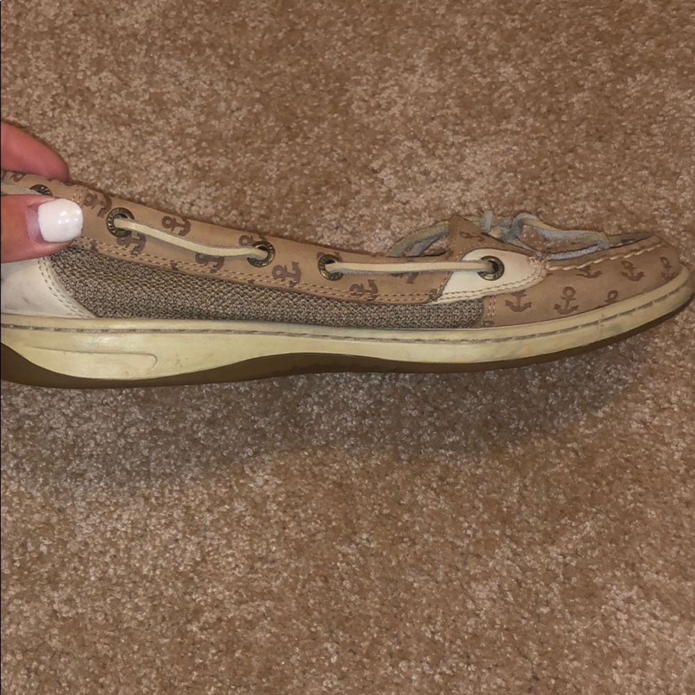 Tan Sperrys